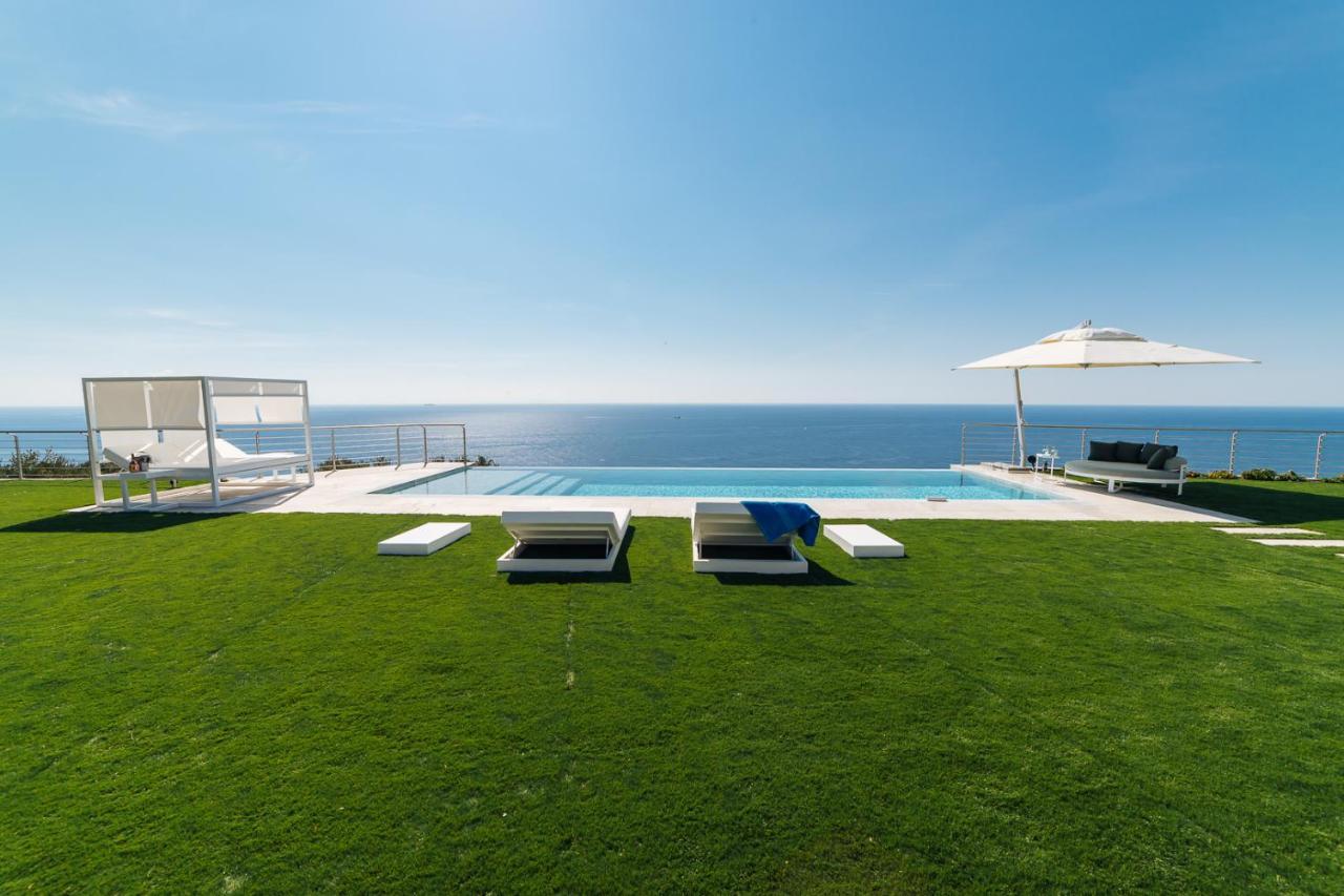 Villa Sabrina Riviera Dei Fiori A Picco Sul Mare Con Piscina Privata ,Wellness & Spa Imperia Bagian luar foto