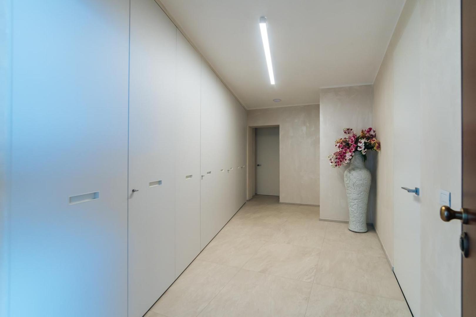 Villa Sabrina Riviera Dei Fiori A Picco Sul Mare Con Piscina Privata ,Wellness & Spa Imperia Bagian luar foto